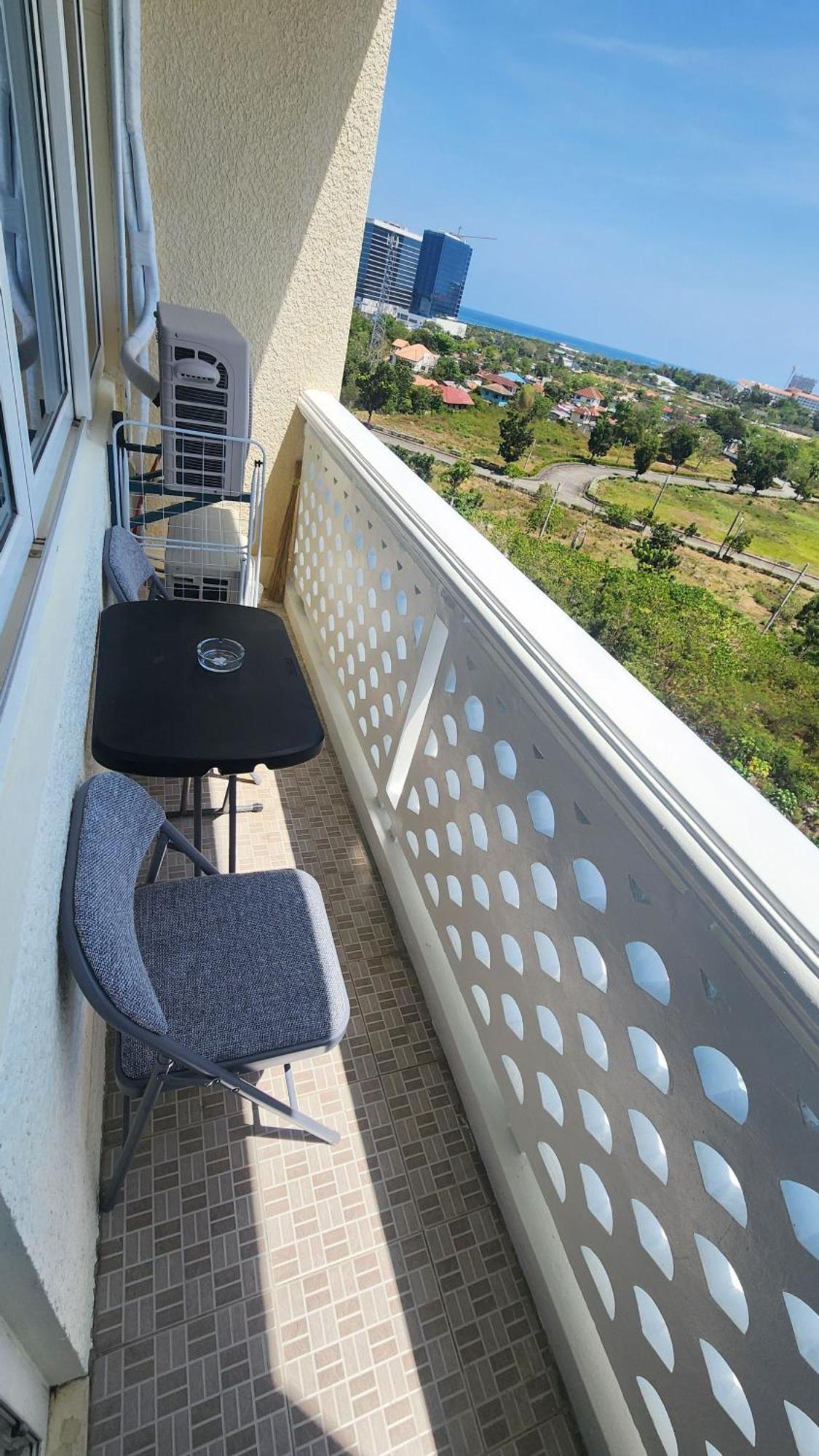 La Mirada Residences Lapu-Lapu City Eksteriør bilde